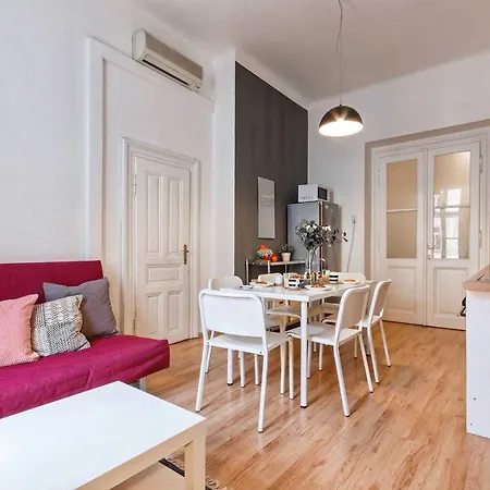 Apartments At I.P.Pavlova Prague Exterior photo