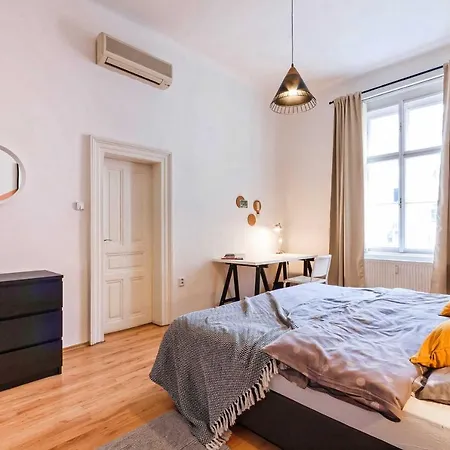 Apartments At I.P.Pavlova Prague Exterior photo